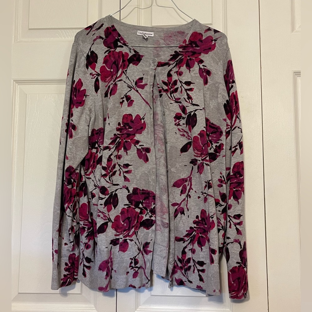 GUC Floral Button-down Cardigan